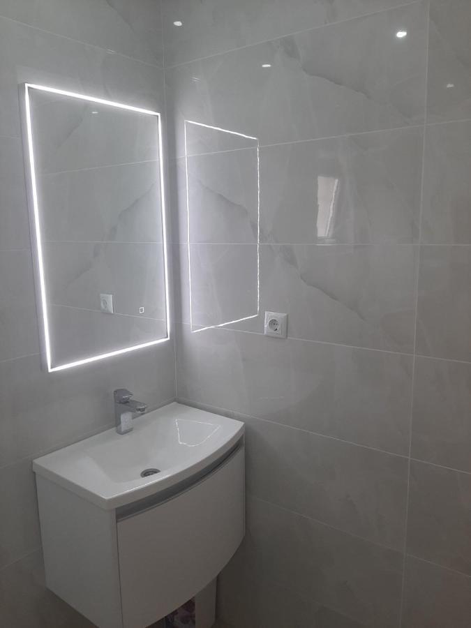Apartmani Bulajic Krk Town Exterior foto